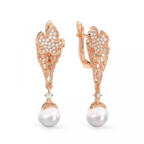 Gold Earring With White Pearl