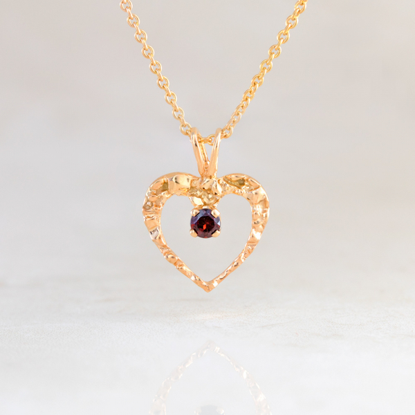 Gold Pendant Heart With Granate 