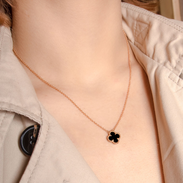 Gold Necklace Mini Clover With Onyx