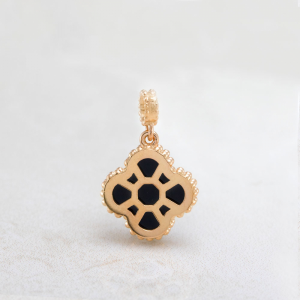 Gold Pedant Mini Clover With Onyx